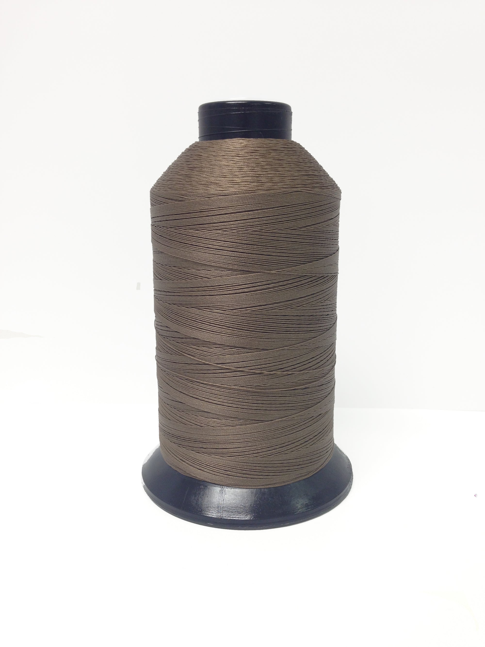 B138 Heavy Polyester Spool: Beige