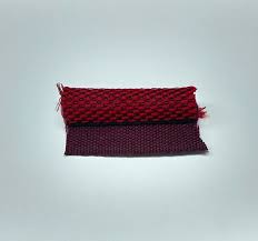 MAROON CLOTH WINDLACE